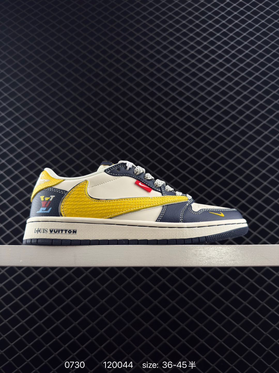 Nike Air Jordan 1 x Travis Scott AJ1